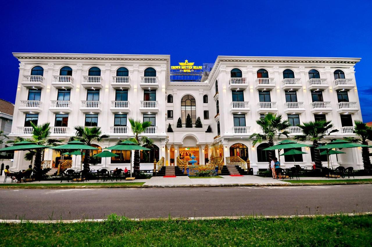 Crown Nguyen Hoang Hotel Nha Trang Exterior foto