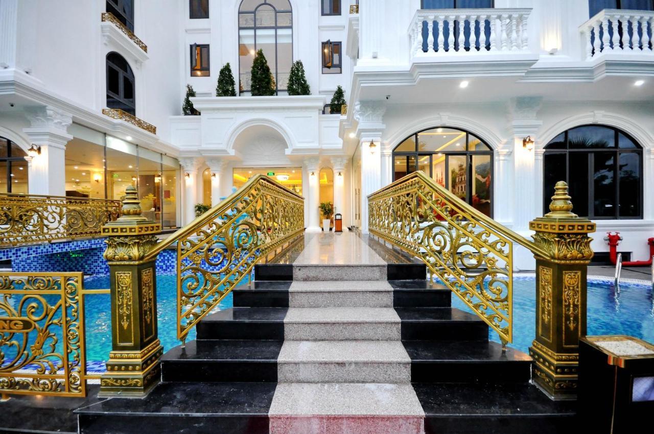 Crown Nguyen Hoang Hotel Nha Trang Exterior foto